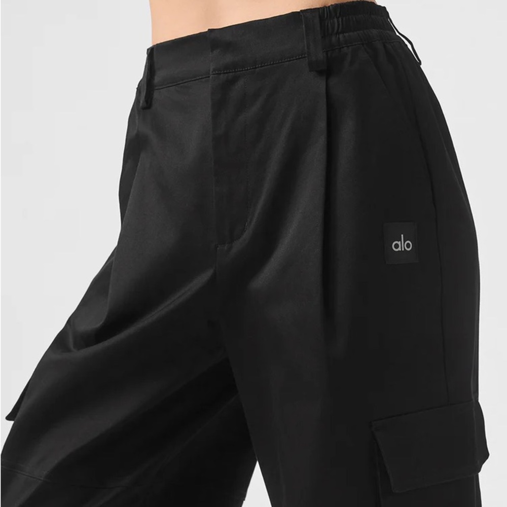 ALO Yoga Black Women's Cargo Pants